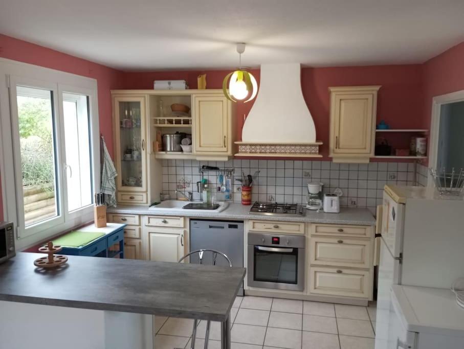 Maison 6 Personnes Billom Exterior photo