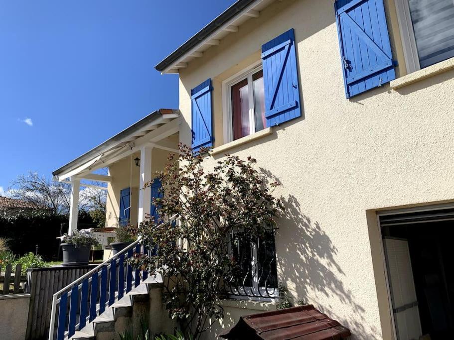 Maison 6 Personnes Billom Exterior photo